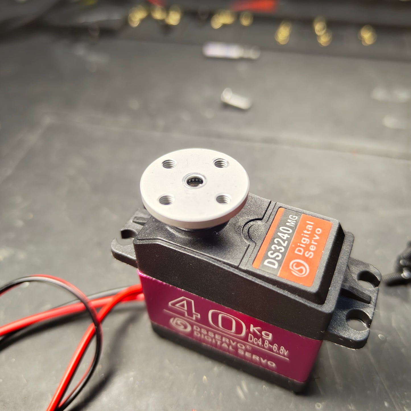 EAS 2.0 Metal servo bracket (PREORDER)